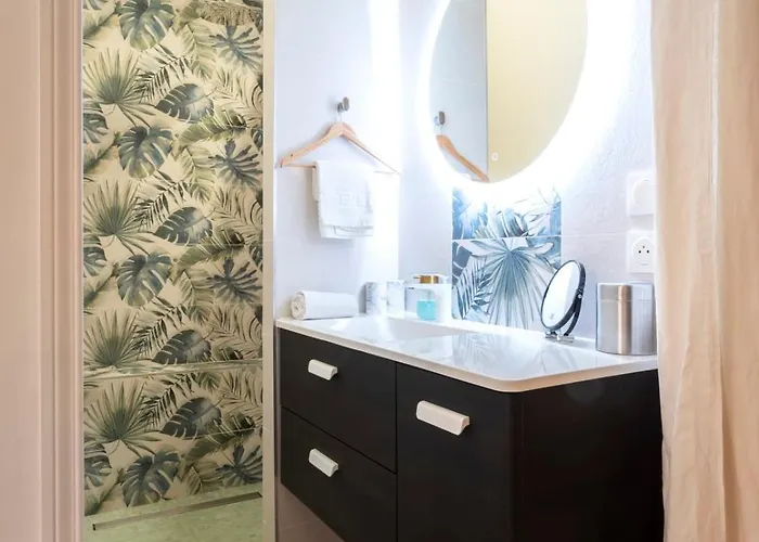 The Imperial Quarter Balcony Mety