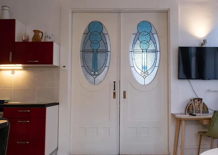 The Imperial Quarter Balcony * Mety